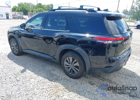2022 Nissan Pathfinder Sv 2Wd z USA, uszkodzony, nr VIN 5N1DR3BB1NC239632
